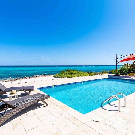 Thatch Hill - Renovated Beach House With Pool, Short Walk To The Rum Point Club Driftwood Village Buitenkant foto