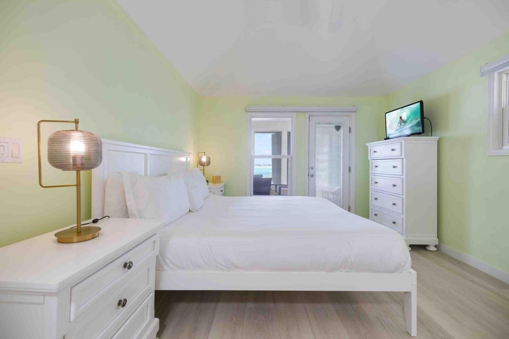 Thatch Hill - Renovated Beach House With Pool, Short Walk To The Rum Point Club Driftwood Village Buitenkant foto