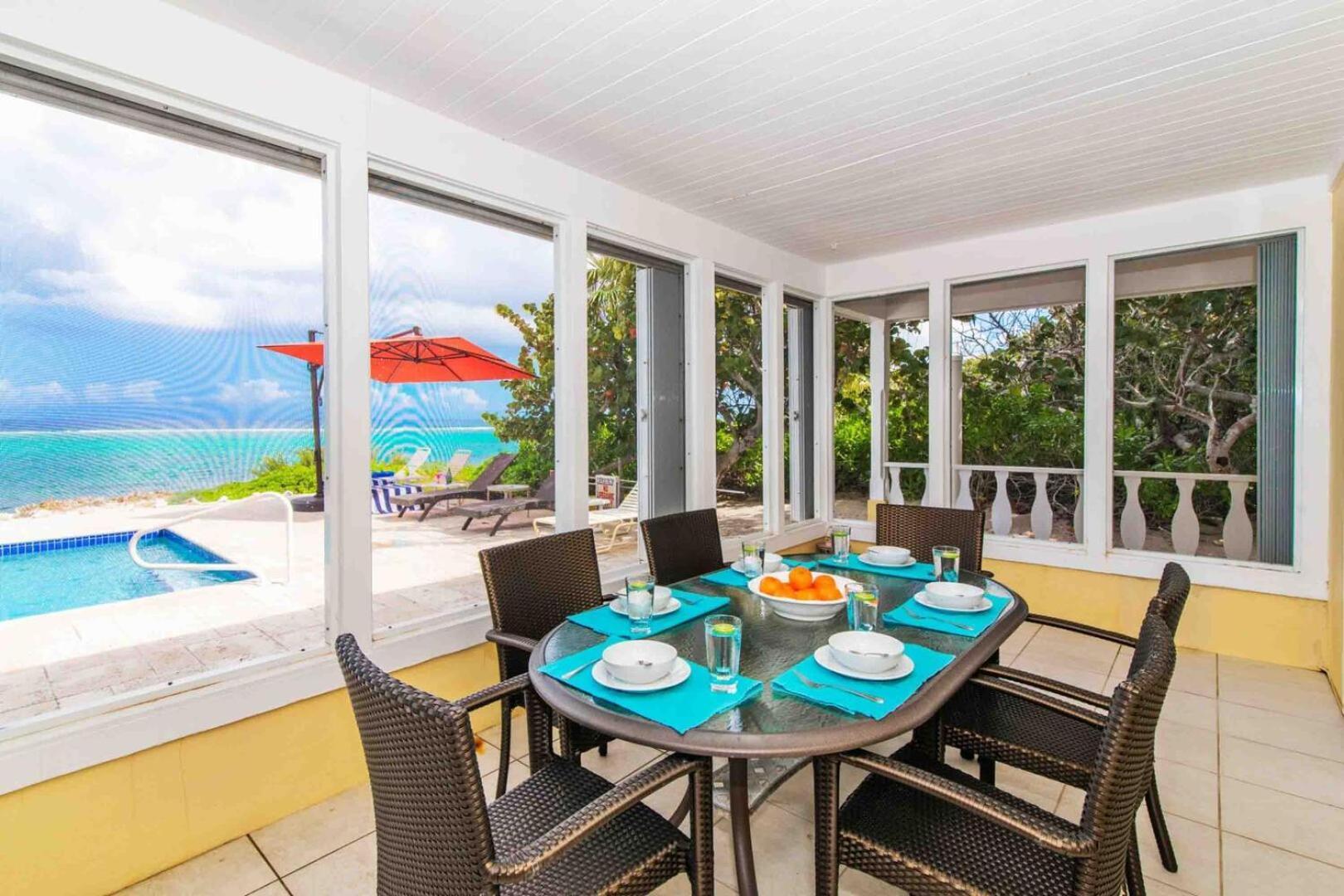 Thatch Hill - Renovated Beach House With Pool, Short Walk To The Rum Point Club Driftwood Village Buitenkant foto