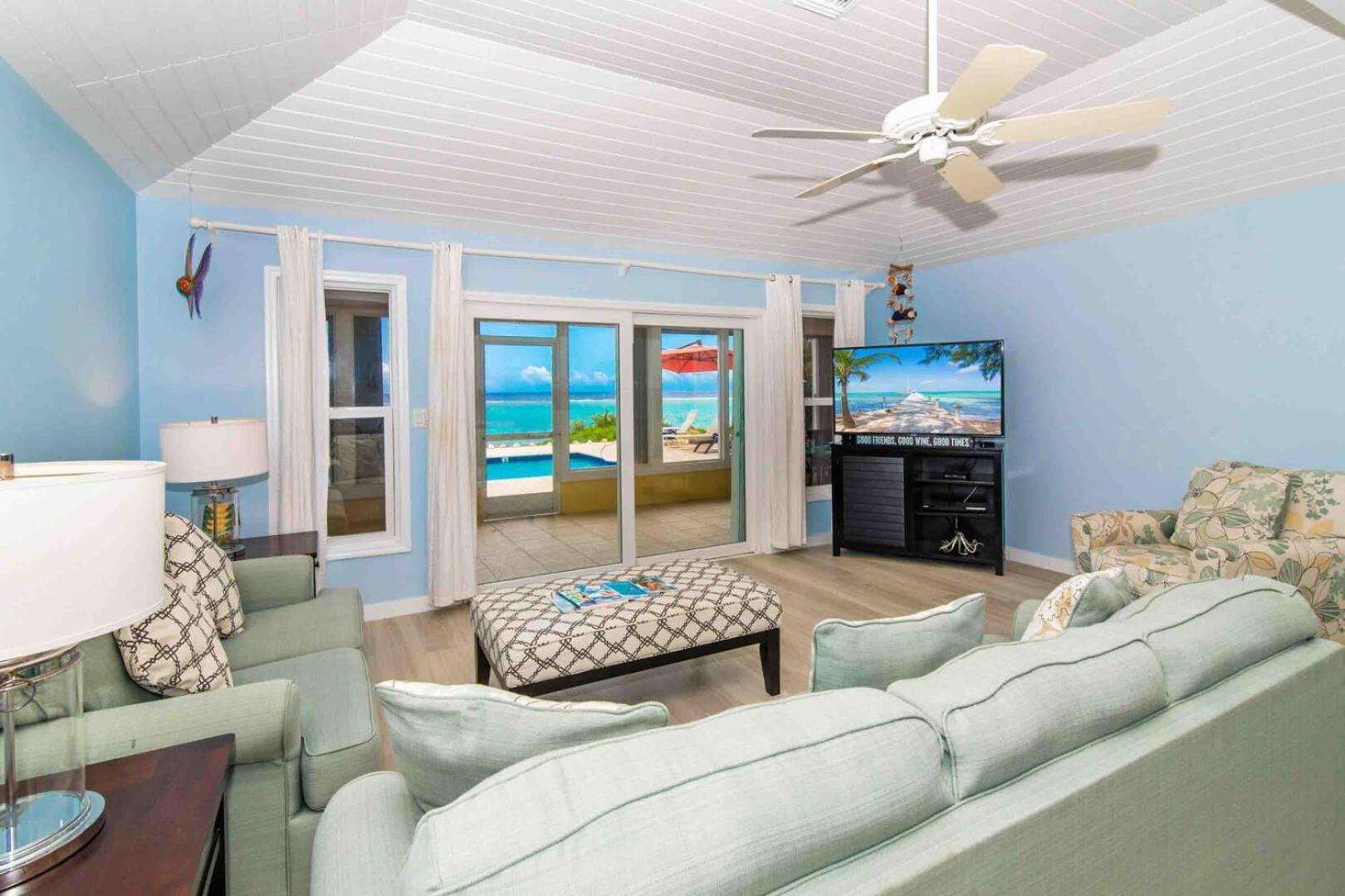 Thatch Hill - Renovated Beach House With Pool, Short Walk To The Rum Point Club Driftwood Village Buitenkant foto